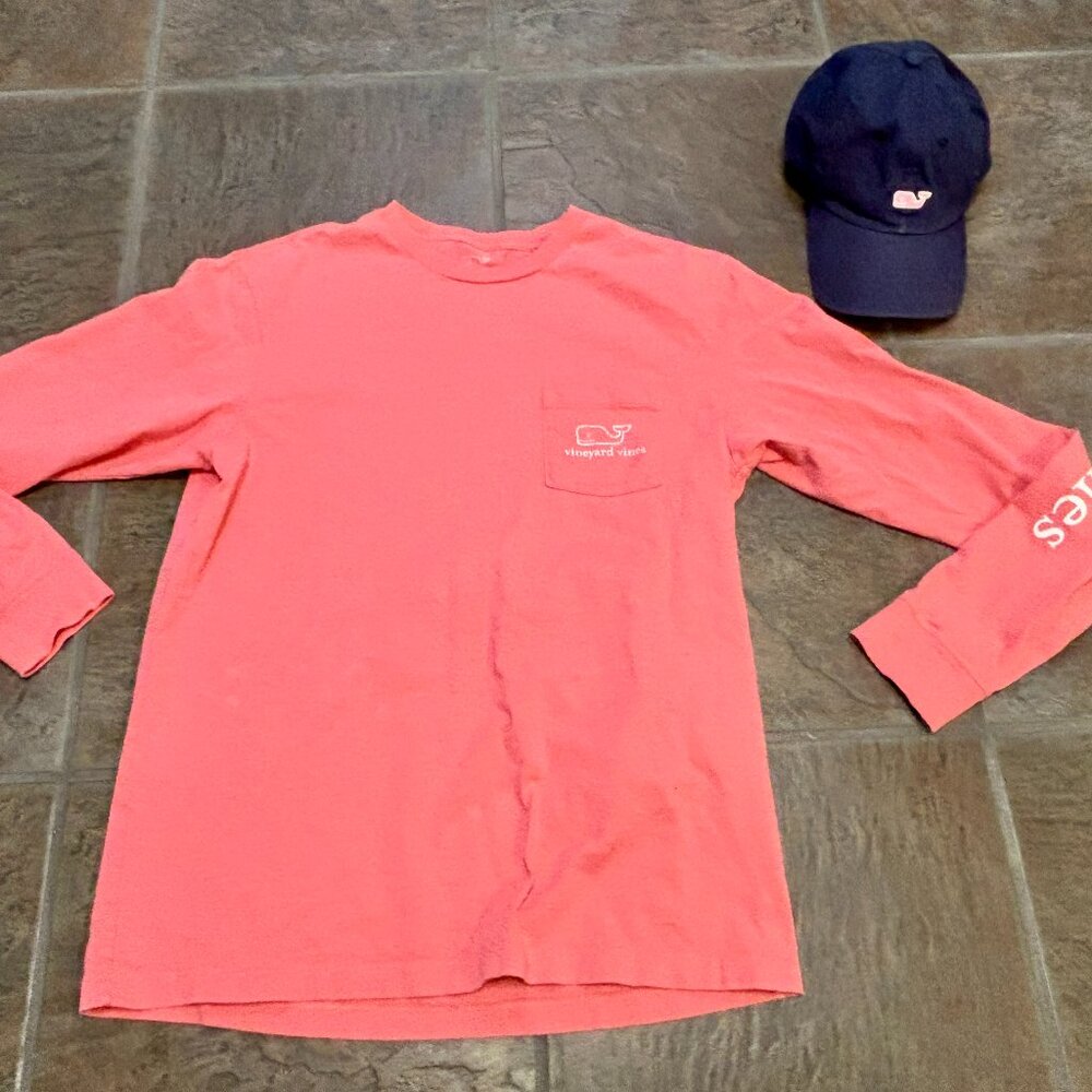 ~~Vineyard Vines S Long Sleeve Pocket T-Shirt Whale Graphic W/Hat...VGUC!!!!!  *